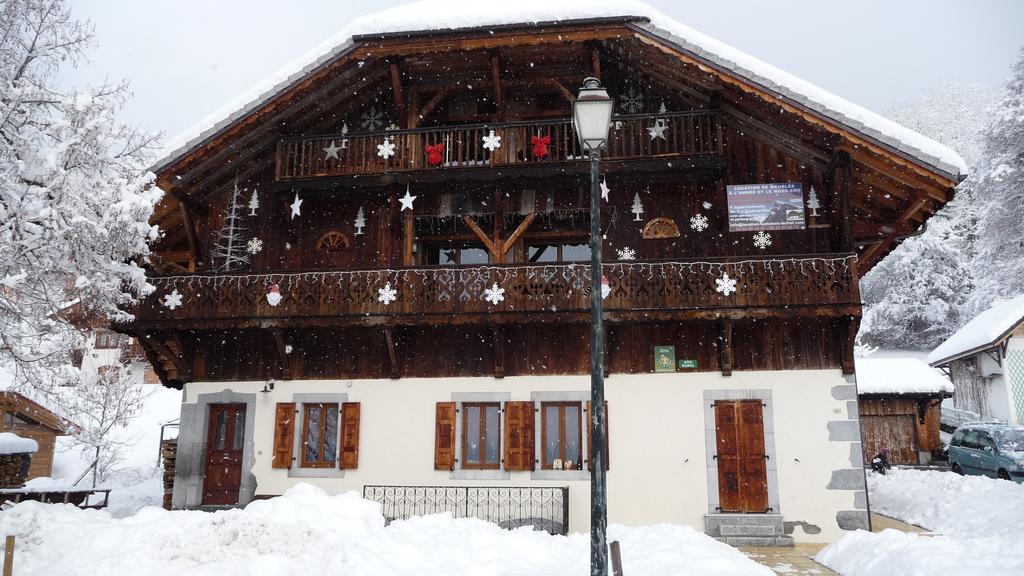 La Ferme De Sous-Lachat Samoëns Εξωτερικό φωτογραφία